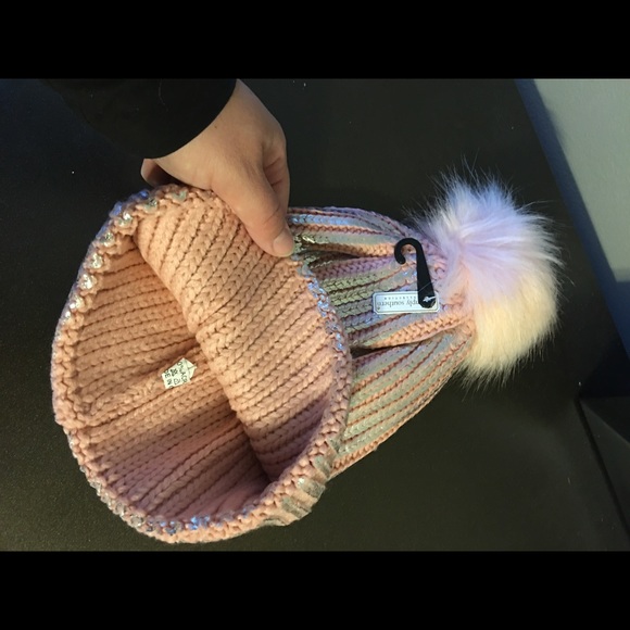 Two New Simply Southern Knitted Sparkling ✨ Hats - Picture 5 of 7
